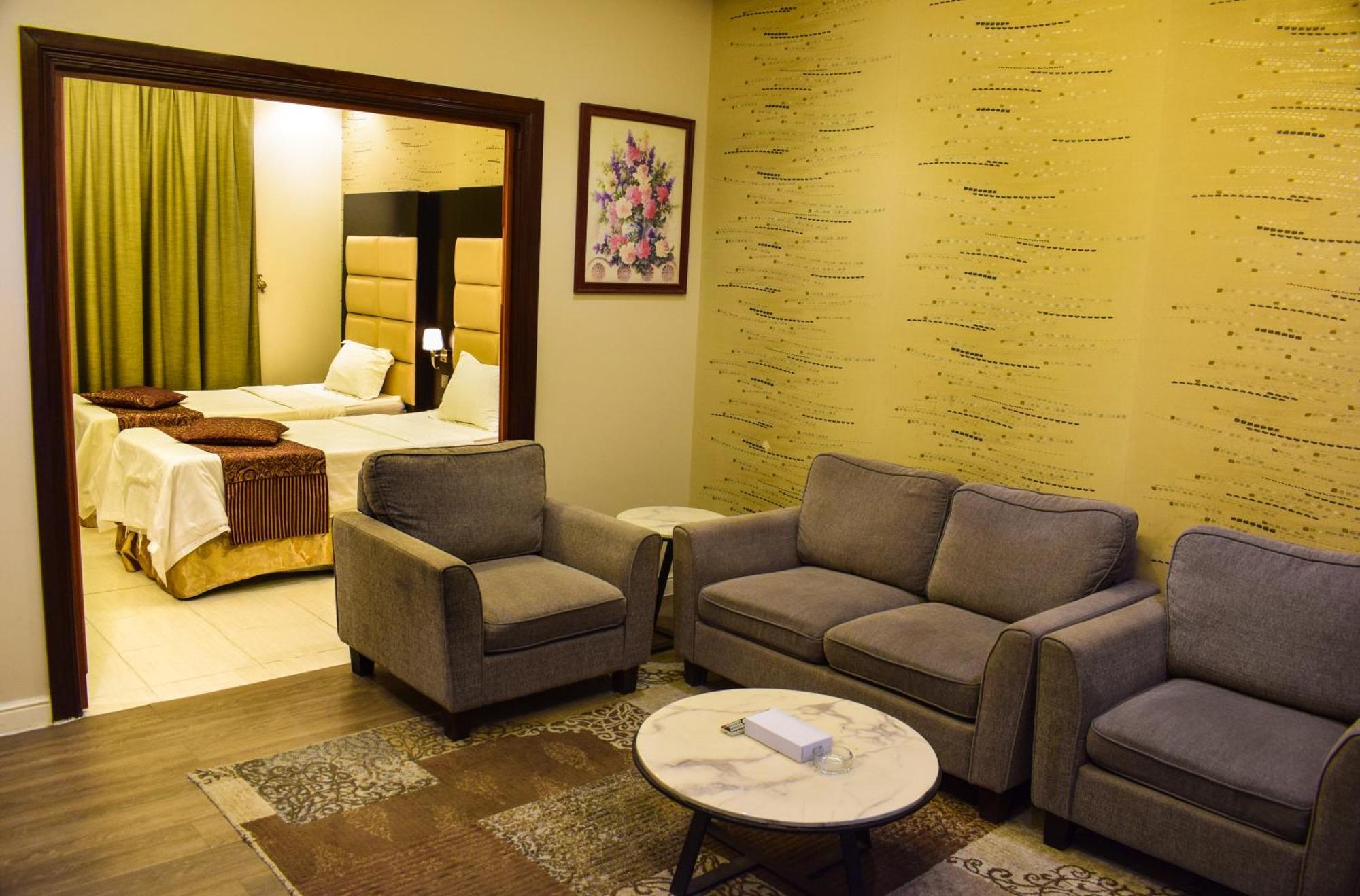 Apartment Arjan Qurtuba Served